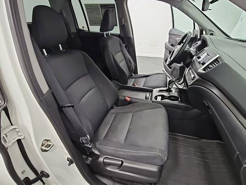 Used 2019 Honda Ridgeline Sport image 37