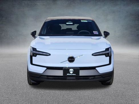 New 2026 Volvo EX30 Plus w/ Protection Package Premier image 2