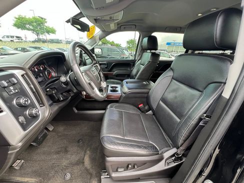 Used 2015 GMC Sierra 1500 SLT w/ SLT Crew Cab Value Package AWD/4WD image 18