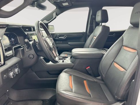 Used 2023 GMC Sierra 1500 AT4 w/ AT4 Premium Package AWD/4WD image 23