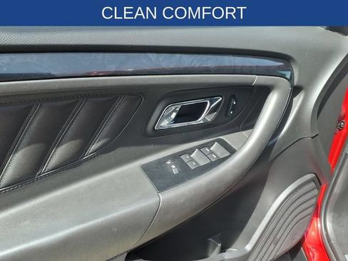 Used 2010 Ford Taurus Limited FWD image 10