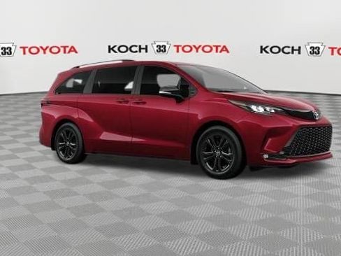New 2026 Toyota Sienna XSE image 16