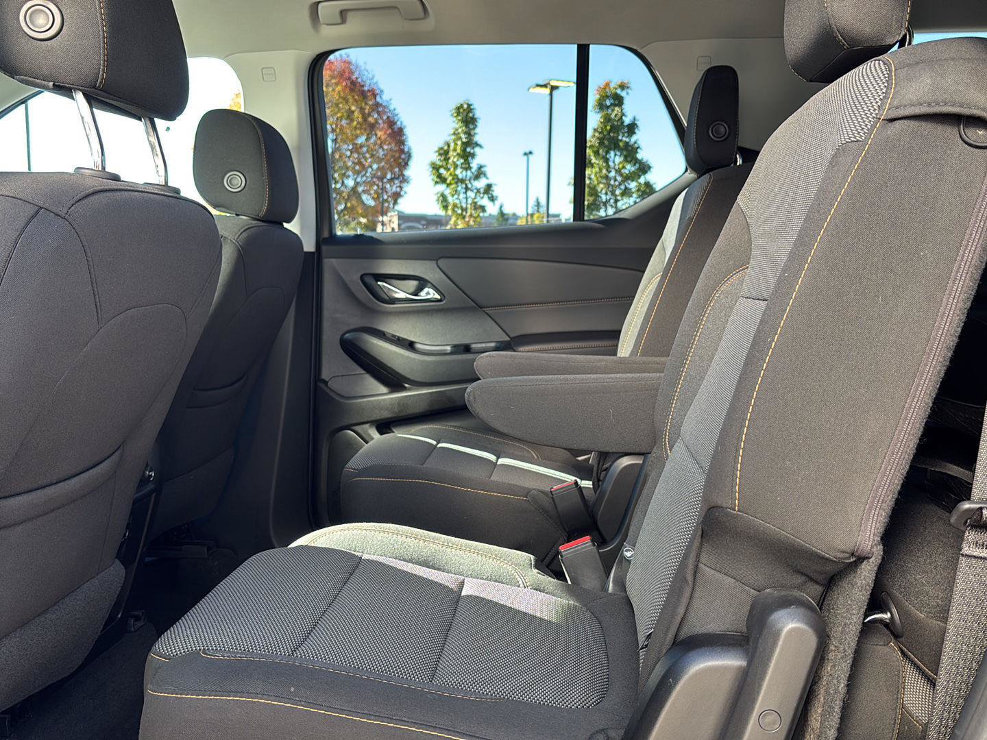 Used 2018 Chevrolet Traverse LT w/ LPO, Floor Liner Package AWD/4WD image 23