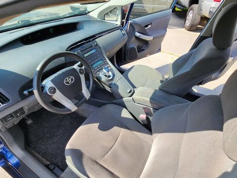 Used 2011 Toyota Prius One image 28