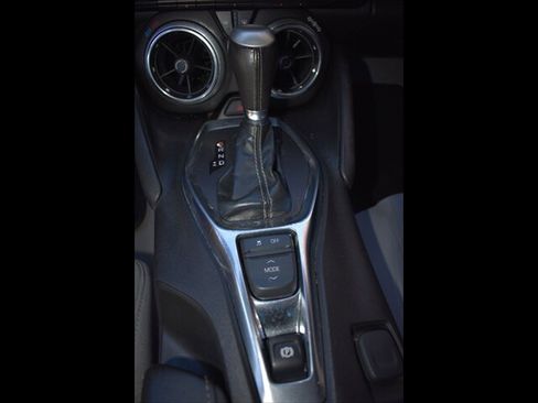 Used 2021 Chevrolet Camaro LT w/ RS Package image 13