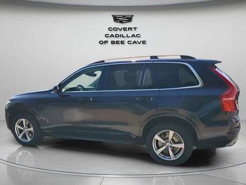 Used 2017 Volvo XC90 T5 Momentum w/ Vision Package image 6