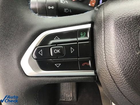 Used 2022 Jeep Compass Latitude image 32