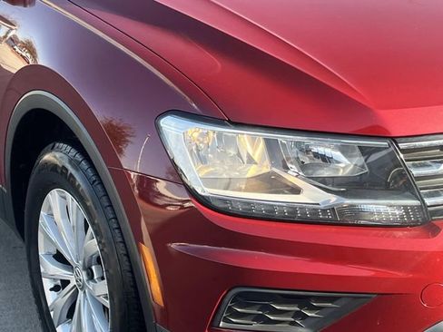 Used 2018 Volkswagen Tiguan SEL image 6
