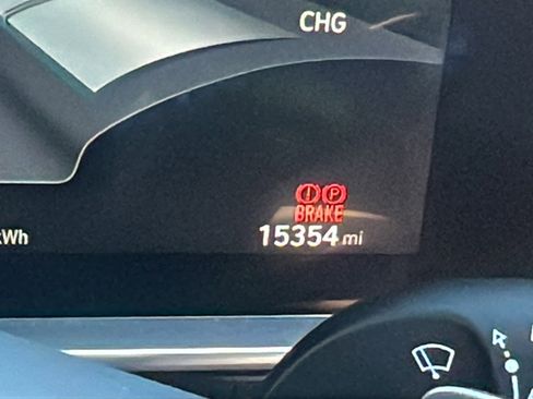 Used 2023 Hyundai Ioniq 6 Limited image 31