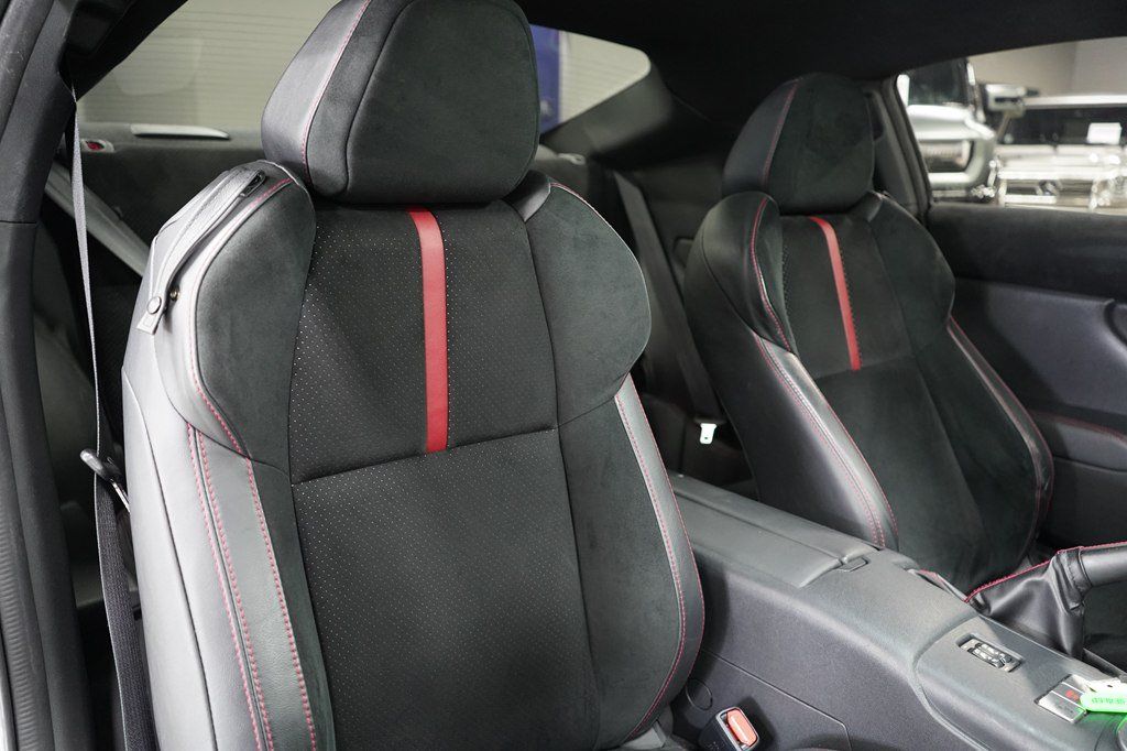Used 2023 Subaru BRZ Limited RWD image 17