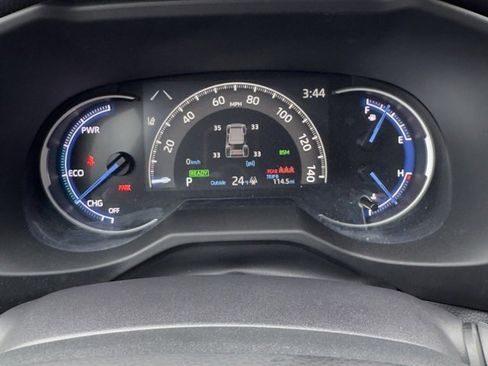 Used 2025 Toyota RAV4 XLE image 17