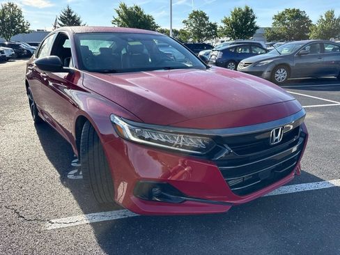 Used 2021 Honda Accord Sport image 11