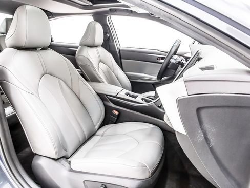 Used 2021 Toyota Avalon XLE w/ Moonroof Package FWD image 34