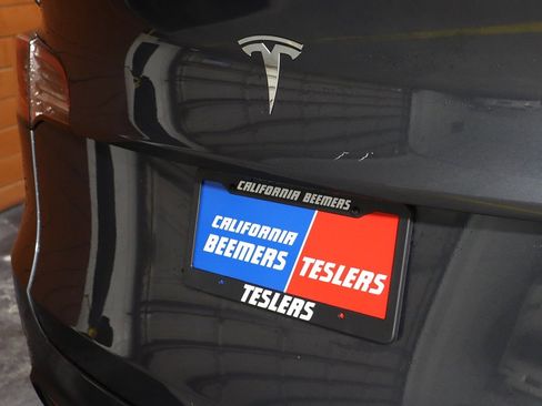 Used 2022 Tesla Model Y Performance image 30