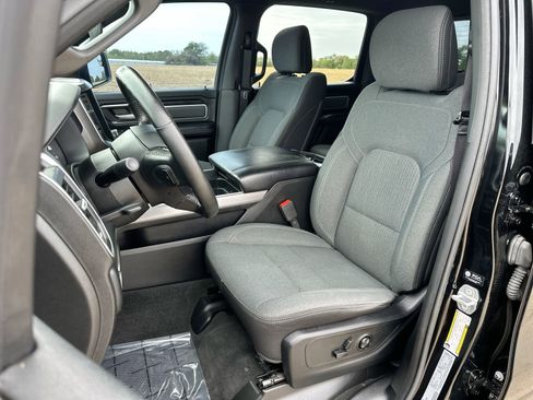Used 2021 RAM 1500 Big Horn AWD/4WD image 11