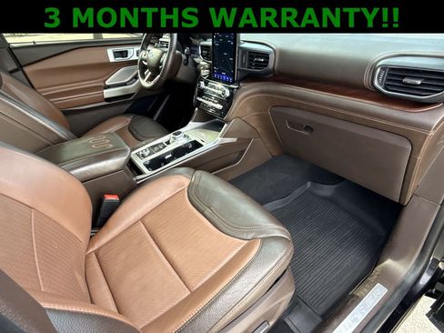 Used 2022 Ford Explorer King Ranch w/ Premium Technology Package image 33