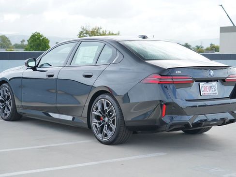 New 2026 BMW i5 eDrive40 w/ M Sport Package AWD/4WD image 7