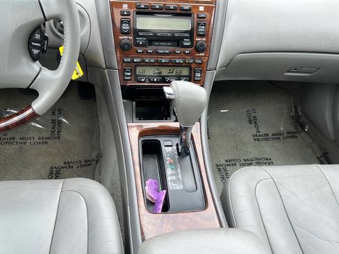 Used 2004 Toyota Avalon XL FWD image 14
