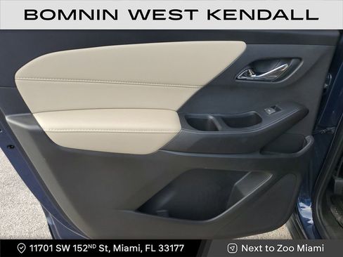 Used 2022 Chevrolet Traverse LS image 19