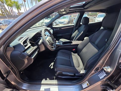 Used 2018 Honda Civic EX image 21