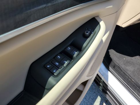 New 2025 Jeep Grand Cherokee Limited w/ Luxury Tech Group II image 20