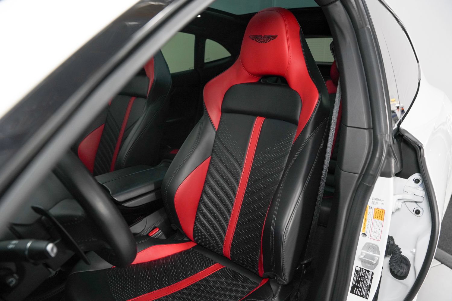 Used 2023 Aston Martin DBX 707 AWD/4WD image 42