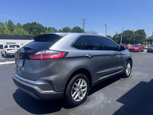 Used 2021 Ford Edge SEL FWD image 6