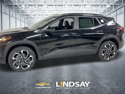 New 2026 Chevrolet Trax RS w/ Driver Confidence Package image 6