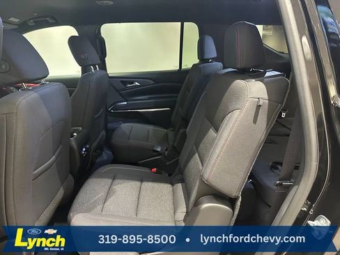 Used 2024 Chevrolet Traverse Z71 AWD/4WD image 19