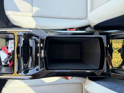 New 2025 Volkswagen ID.4 Pro S Plus AWD/4WD image 22