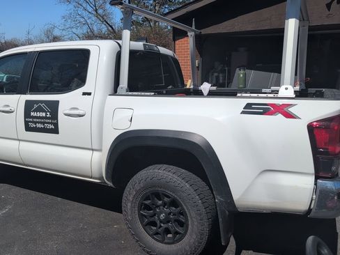 Used 2023 Toyota Tacoma SR5 w/ SX Package image 8