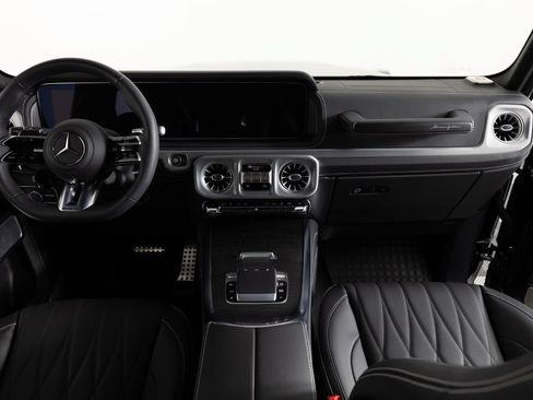Used 2025 Mercedes-Benz G 63 AMG 4MATIC image 37