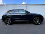 Certified 2025 Porsche Macan image 6
