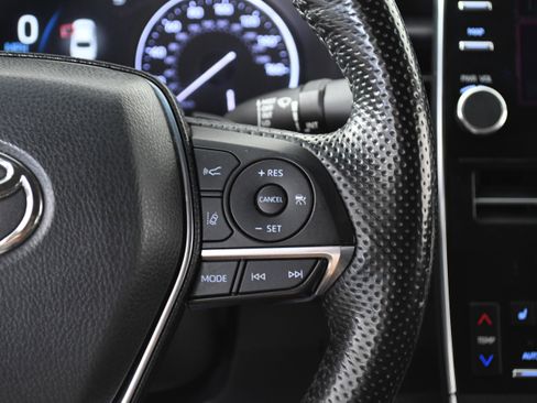 Used 2022 Toyota Avalon Touring w/ Advanced Safety Package image 13