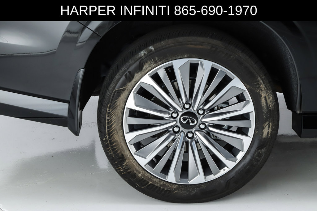 Used 2025 INFINITI QX80 Luxe w/ Exterior Package RWD image 14