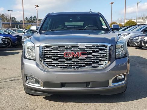 Used 2018 GMC Yukon Denali w/ Denali Ultimate Package image 2