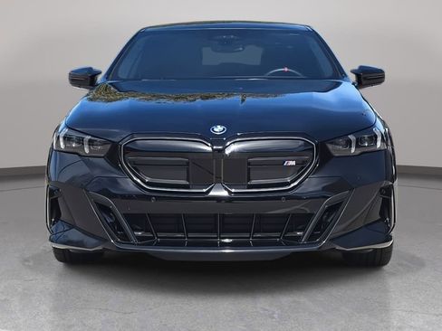 Used 2025 BMW i5 M60 w/ Executive Package AWD/4WD image 3