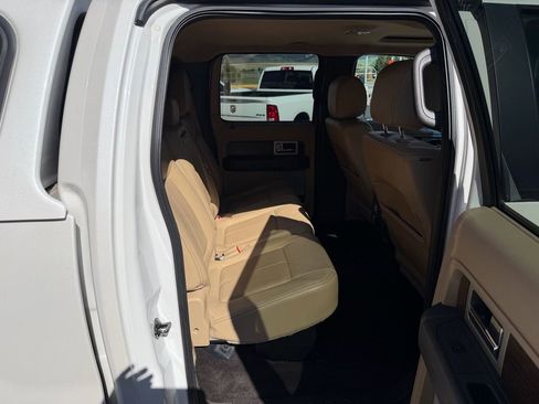 Used 2014 Ford F150 Lariat w/ Equipment Group 502A Luxury AWD/4WD image 22