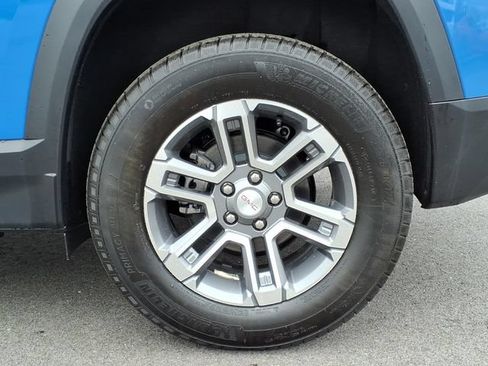 New 2026 GMC Terrain Elevation w/ Technology Package II AWD/4WD image 6