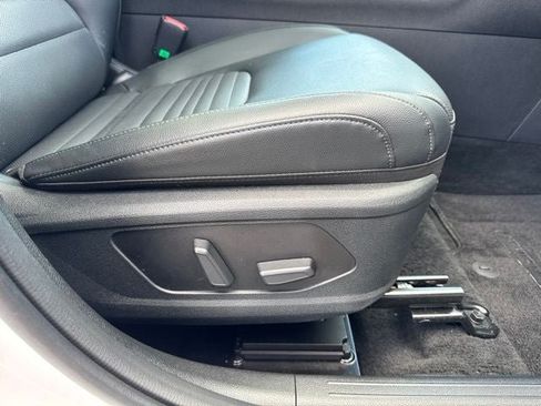 Used 2025 Kia Sportage SX FWD image 31