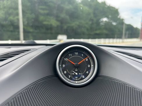 Used 2017 Porsche Cayenne AWD/4WD image 22