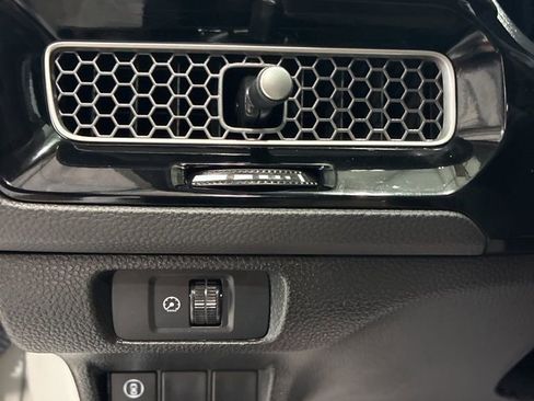 Used 2022 Honda Civic LX image 14