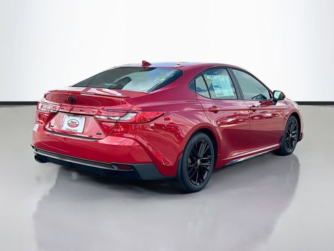 New 2025 Toyota Camry SE w/ Convenience Package FWD image 4