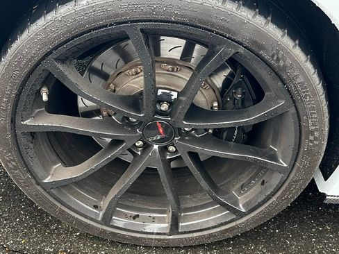 Used 2019 Chevrolet Corvette Grand Sport RWD image 12