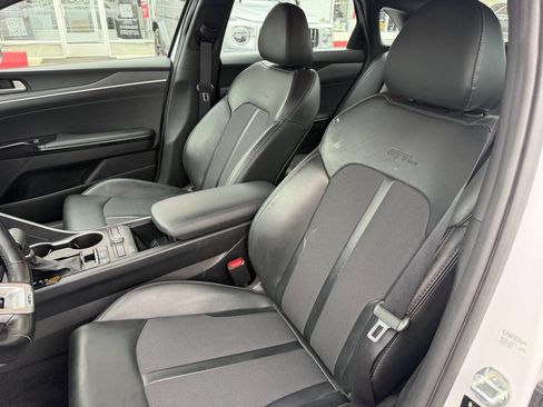 Used 2023 Kia K5 GT-Line w/ GT-Line Premium Package FWD image 9