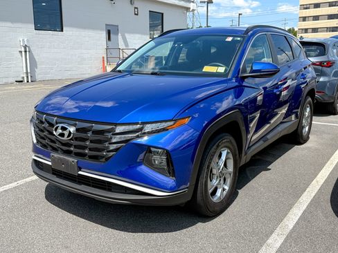 Used 2023 Hyundai Tucson SEL AWD/4WD image 3