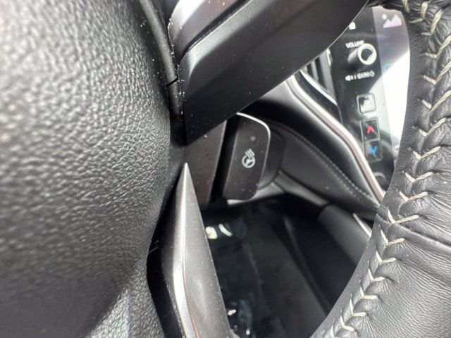 Used 2025 Subaru Outback Touring AWD/4WD image 29