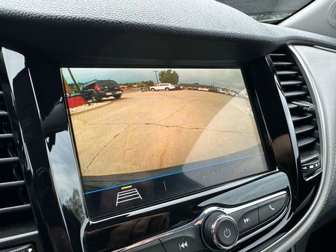 Used 2018 Chevrolet Trax LT AWD/4WD image 30