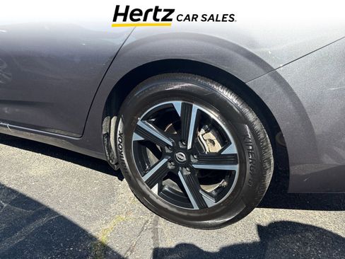 Used 2024 Nissan Sentra SV image 1