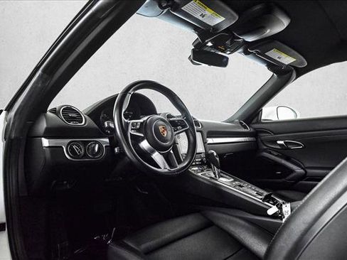 Used 2020 Porsche 718 Boxster image 10